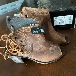NIB NEW SUNDANCE DAN POST LAD 6 OPEN TOE TIE BACK SANDAL BOOTIE SZ 8